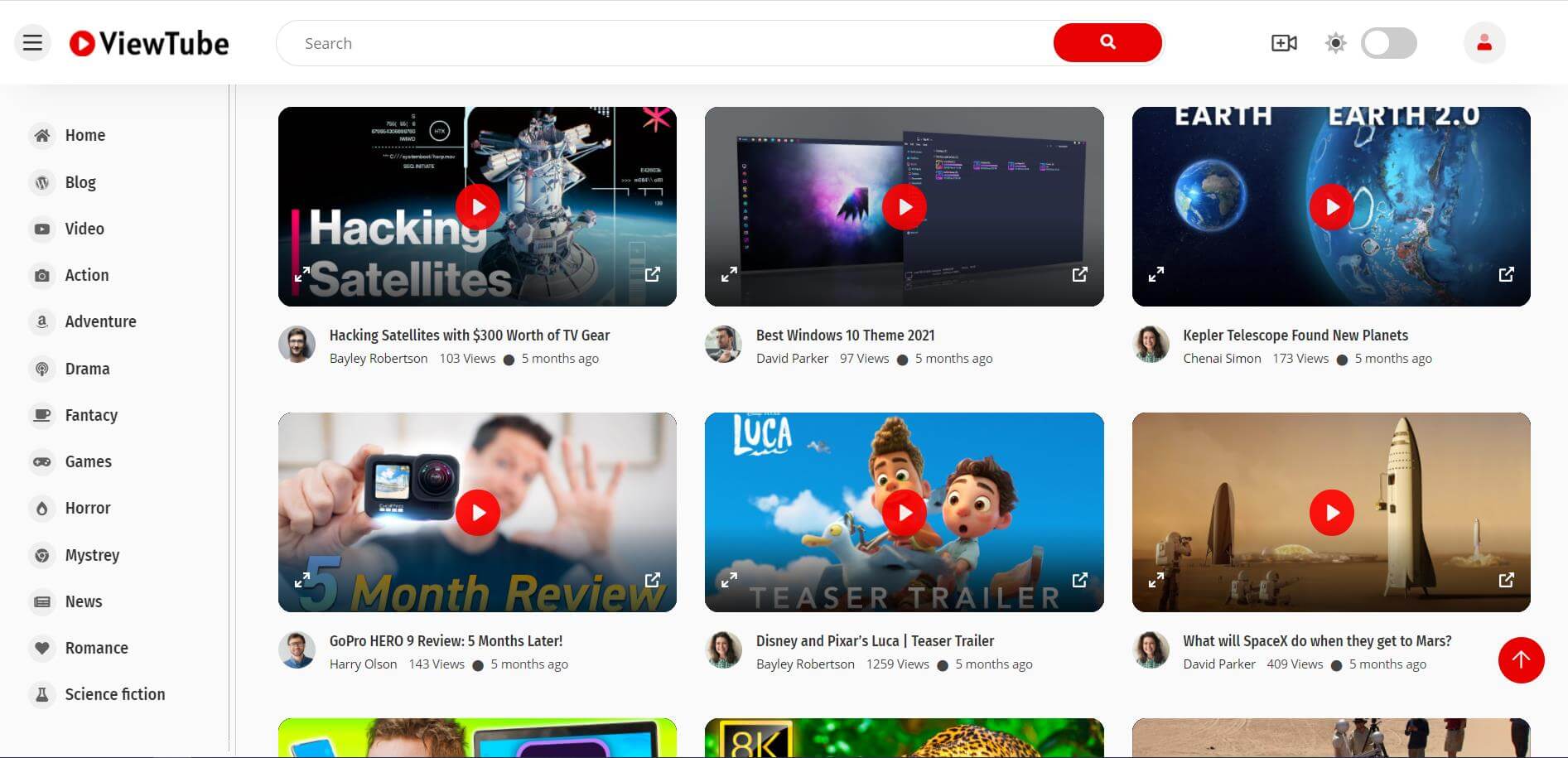 2021最新社交媒体电影视频HTML5模板