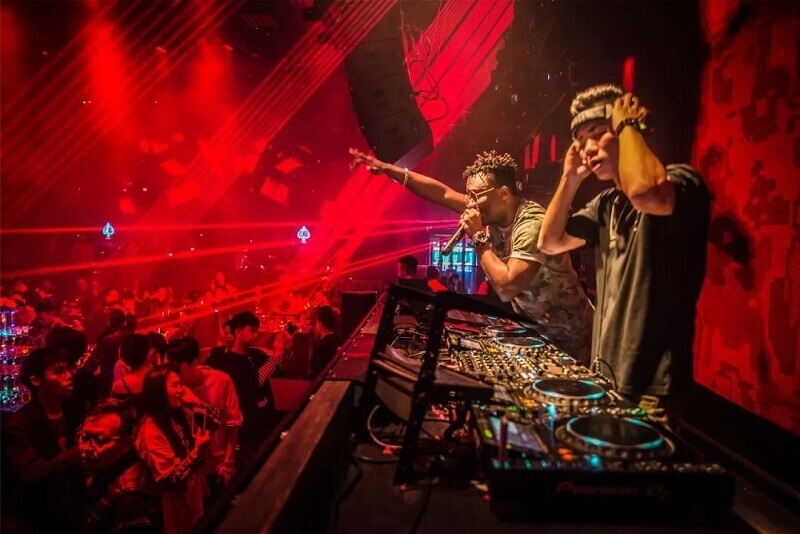 中文DJ舞曲《舞夜疯疯疯》3CD合集[WAV/1.84GB]百度网盘下载