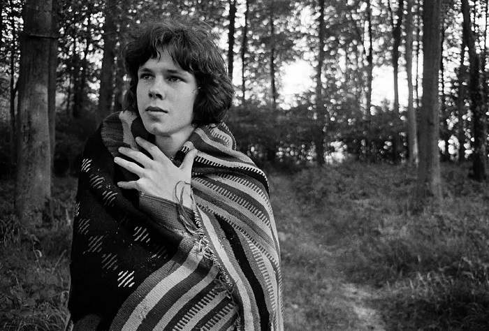 英国创作民谣摇滚歌手尼克·德雷克(Nick Drake)1969-2023年发行专辑、精选辑、现场辑合集[无损FLAC/5.66GB]百度云盘打包下载