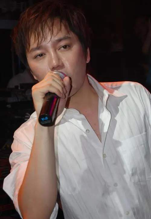 新加坡创作歌手永邦2001-2007年发行专辑、翻唱辑合集[无损WAV/2.58GB]百度云盘打包下载