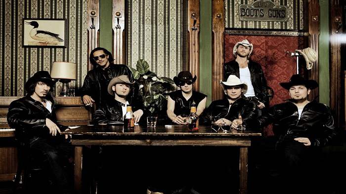 德国摇滚乐队The BossHoss(鲍斯豪斯乐队)2005-2024年发行专辑、现场辑、单曲合集[无损FLAC/7.28GB]百度云盘打包下载