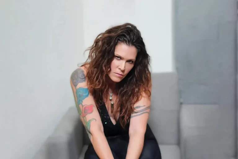 美国音乐家Beth Hart(贝丝.哈特)1996-2024年发行专辑、现场辑合集[无损FLAC/18.90GB]百度云盘打包下载