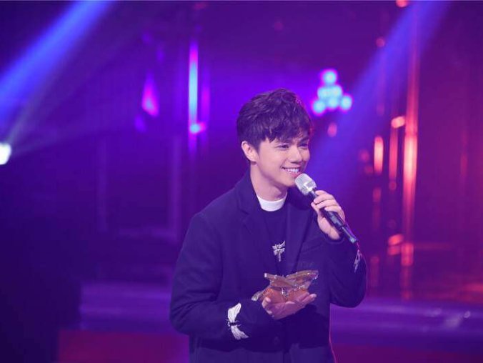 张敬轩2001-2021年395首歌曲合集[FLAC/MP3/8.19GB]百度云网盘下载