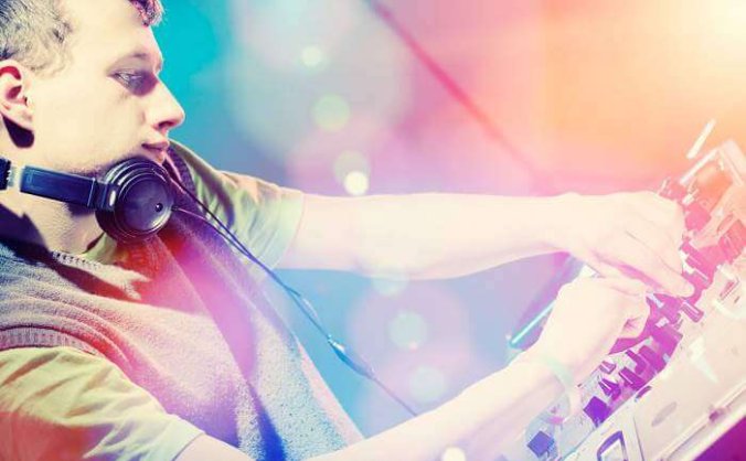 外国DJ专辑《秒杀重低音》8张CD合集[FLAC/3.84GB]百度云网盘下载