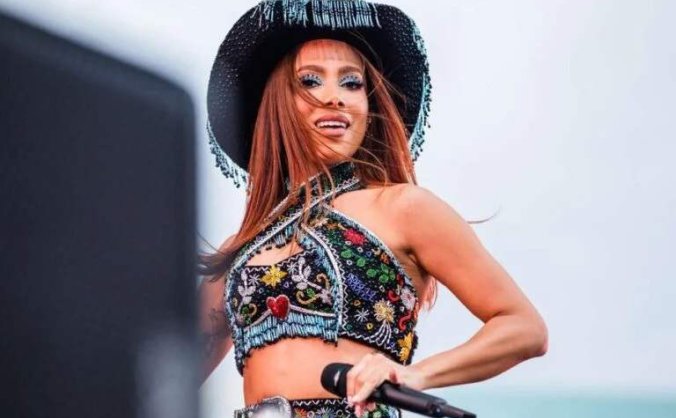 巴西创作歌手Anitta(阿妮塔)2013-2024年发行专辑、EP、现场辑、单曲合集[无损FLAC/4.61GB]百度云盘打包下载