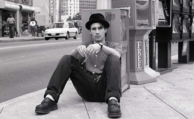 美国创作歌手Jeff Buckley(杰夫·巴克利)1993-2024年发行专辑、现场辑、EP、单曲合集[无损FLAC/35.9GB]百度云盘打包下载